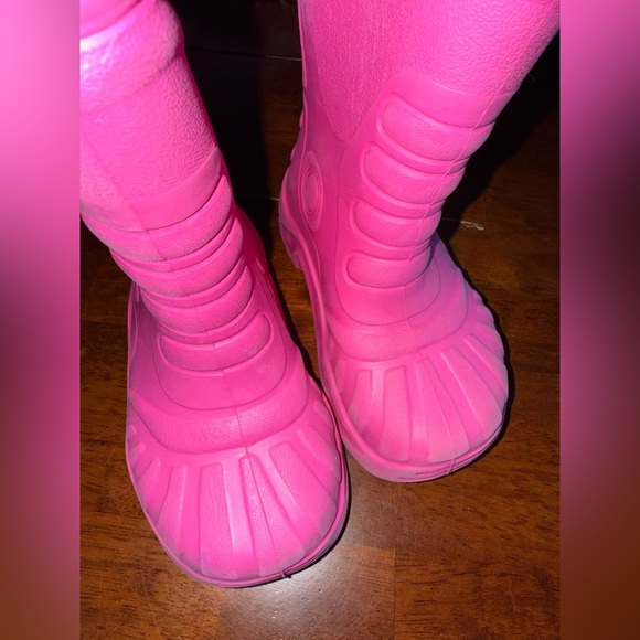 CROCS Toddler Pink SNOW/RAIN Boots K 8-9 ✨ - Picture 4 of 5